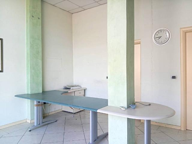 Locale Commerciale in affitto a Comunità montana della Valle Sabbia, Vobarno
