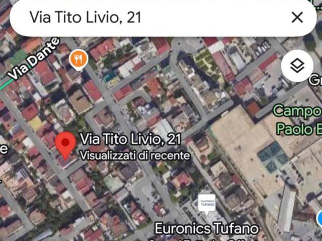 Locale Commerciale in affitto a Volla, Campania
