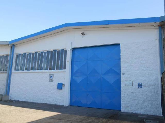 Locale Commerciale in affitto a Unione dei Comuni I Fontanili, Zibido San Giacomo