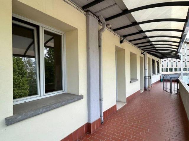 Locale Commerciale in affitto a Unione dei comuni Valli del Reno, Lavino e Samoggia, Zola Predosa