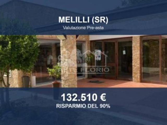 Locale Commerciale in vendita a Melilli, Sicilia