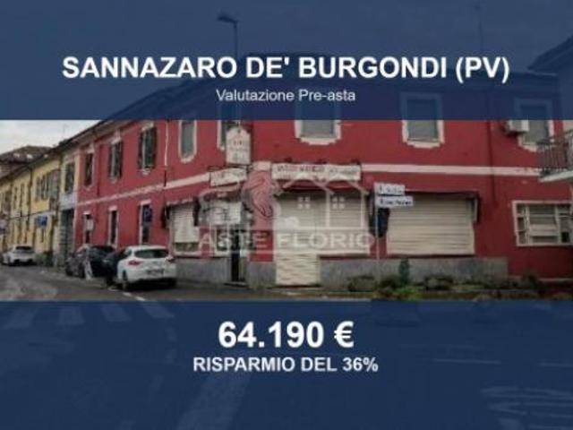 Locale Commerciale in vendita a Sannazzaro de' Burgondi, Pavia