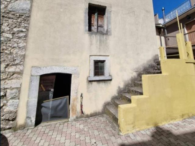 Terreno in vendita a Capistrello, Abruzzo