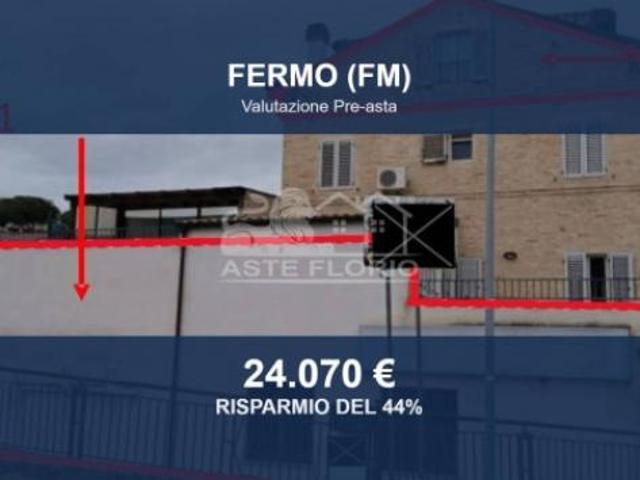Capannone in vendita a Tirassegno, Fermo