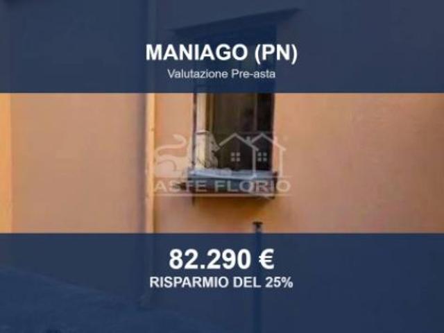Locale Commerciale in vendita a Maniago, Friuli-Venezia Giulia