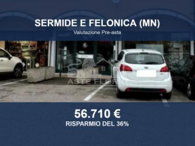 Locale Commerciale in vendita a Sermide e Felonica, Sermide