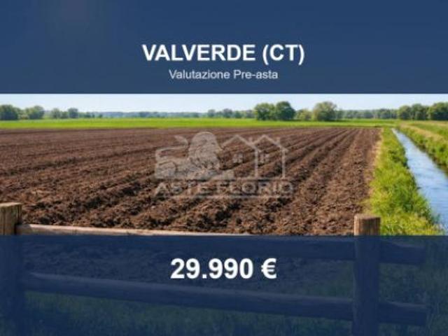 Terreno in vendita a Valverde, Sicilia