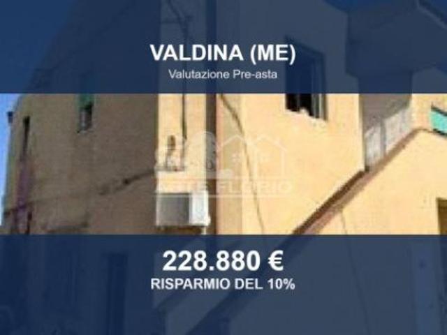 Capannone in vendita a Valdina, Sicilia