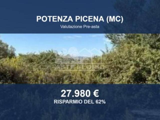 Terreno in vendita a Marche, Macerata