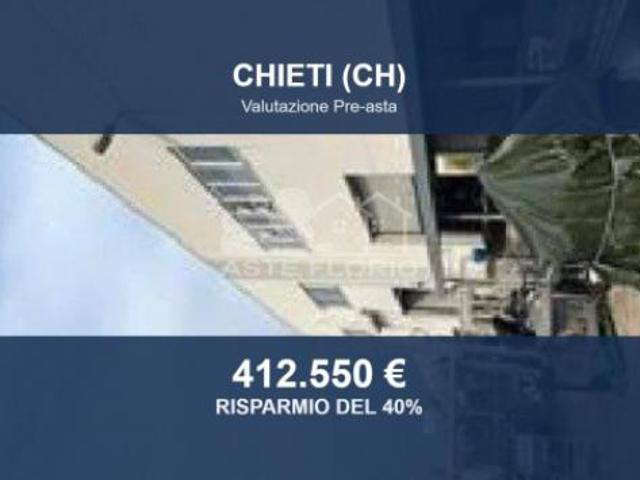 Capannone in vendita a Chieti