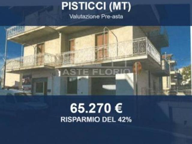 Locale Commerciale in vendita a Marconia, Pisticci
