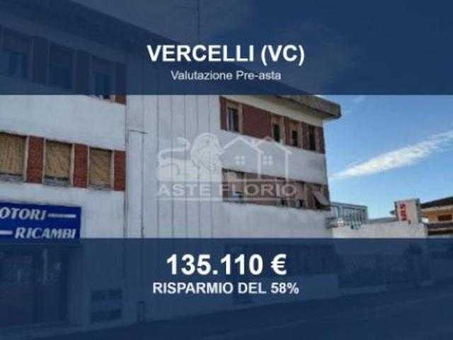Capannone in vendita a Piemonte, Vercelli