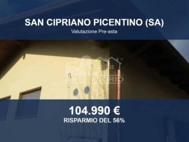 Capannone in vendita a San Cipriano Picentino, Campania