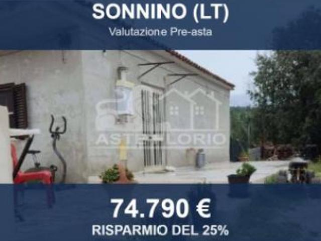 Villa Indipendente in vendita a Sonnino, Lazio