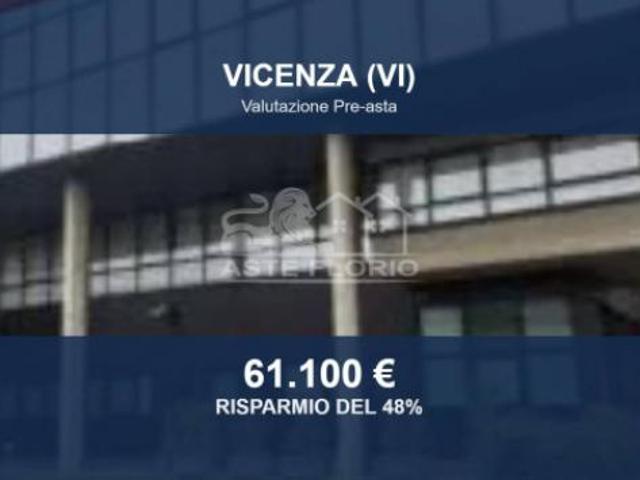 Ufficio in vendita a Vicenza, Veneto