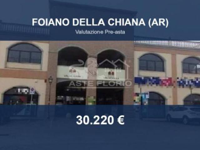 Locale Commerciale in vendita a Foiano Della Chiana, Toscana
