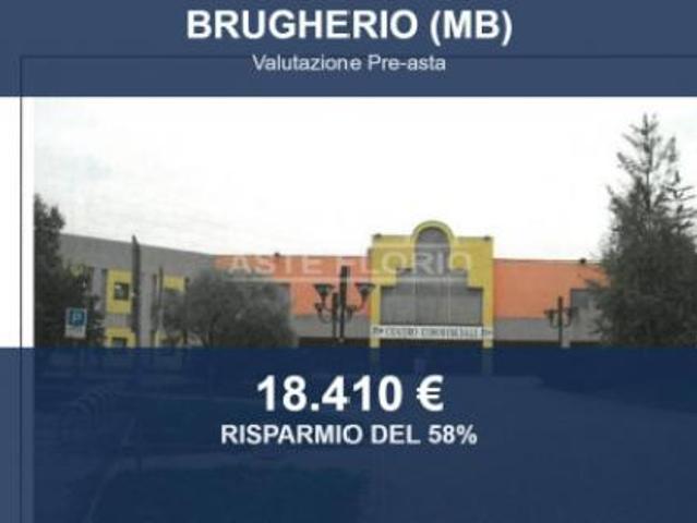 Locale Commerciale in vendita a Moncucco, Brugherio