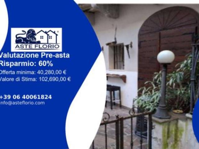 Locale Commerciale in vendita a Borgo Castello, Gorizia