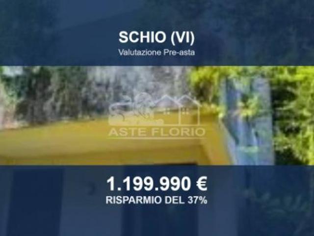 Villa Indipendente in vendita a Schio, Veneto