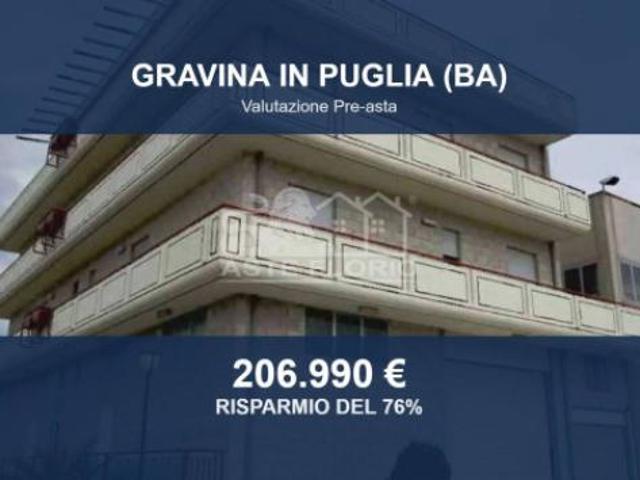 Capannone in vendita a Gravina in Puglia, Bari