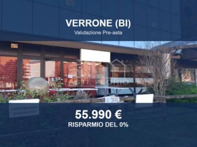 Locale Commerciale in vendita a Piemonte, Biella