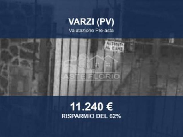Villa Indipendente in vendita a Varzi, Lombardia
