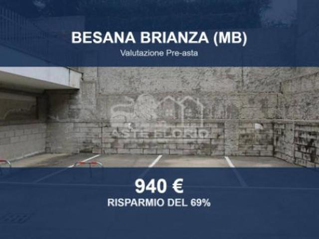 Box in vendita a Montesiro, Besana in Brianza