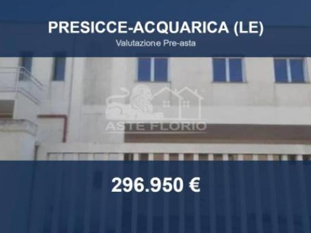 Capannone in vendita a Puglia, Lecce