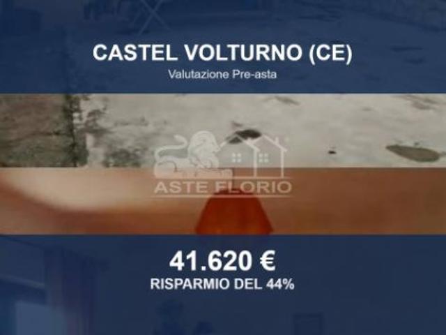Villa Indipendente in vendita a Baia Verde, Castel Volturno