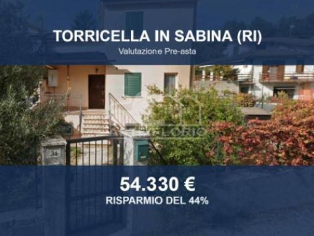 Villa Indipendente in vendita a Torricella Sabina, Lazio