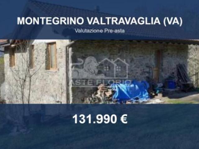 Villa Indipendente in vendita a Montegrino Valtravaglia, Varese