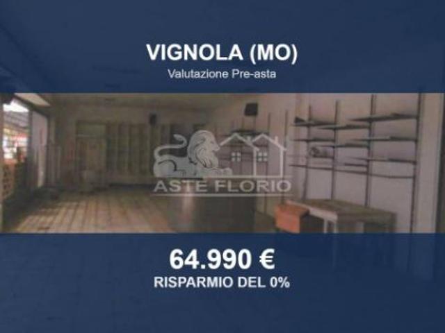 Locale Commerciale in vendita a Unione di comuni Terre di Castelli, Vignola