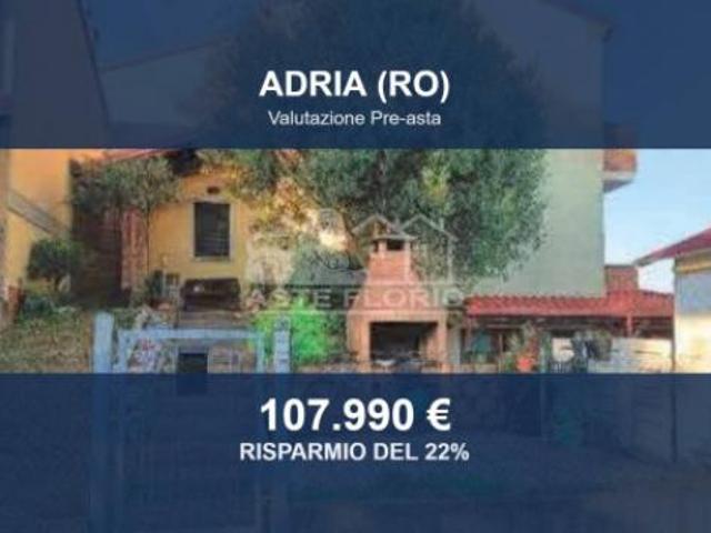 Villa Indipendente in vendita a Adria, Veneto
