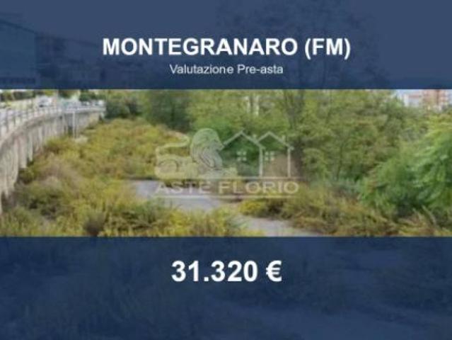 Terreno in vendita a Marche, Fermo