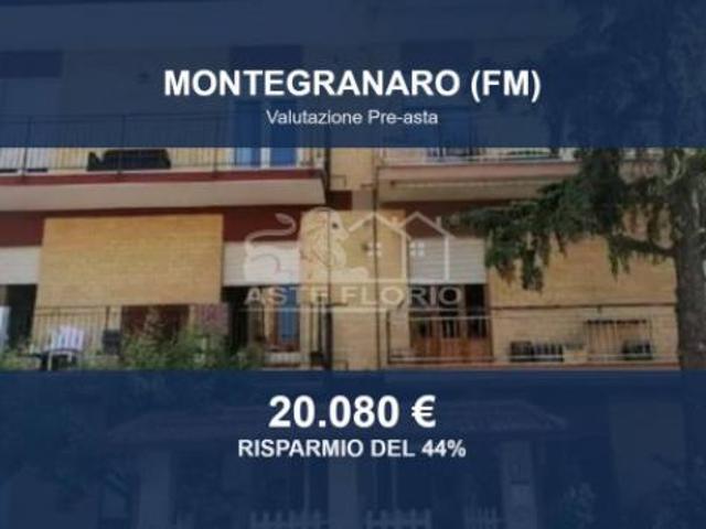 Capannone in vendita a Marche, Fermo