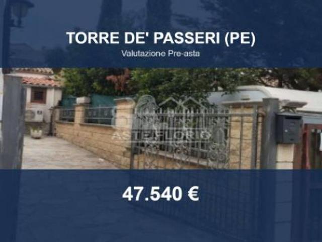 Appartamento in vendita a Torre De' Passeri, Abruzzo