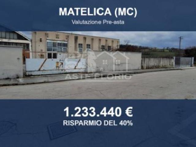 Capannone in vendita a Marche, Macerata