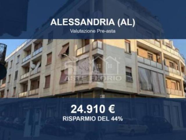Locale Commerciale in vendita a Piemonte, Alessandria