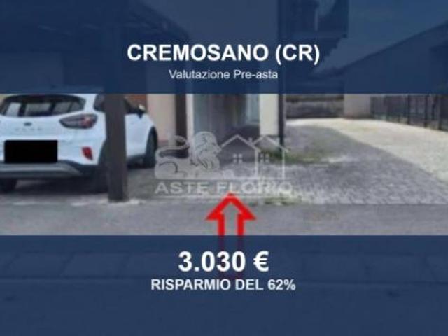 Box in vendita a Cremosano, Lombardia