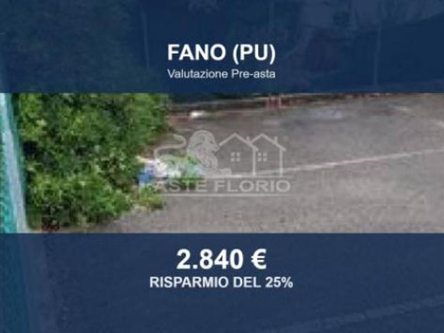 Box in vendita a Marche, Pesaro E Urbino