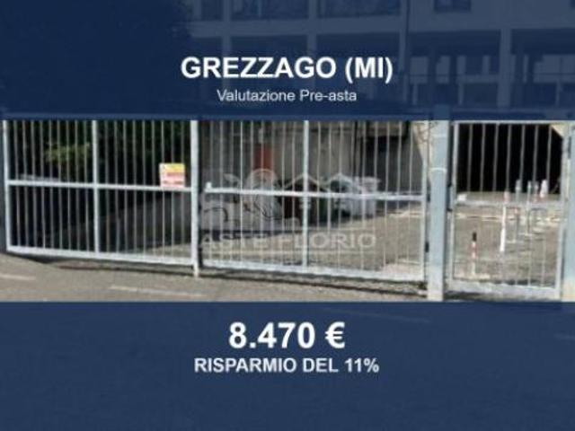Box in vendita a Grezzago, Lombardia