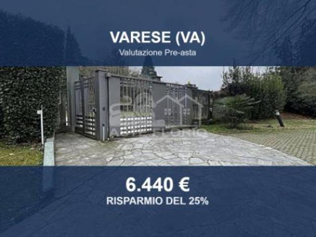 Box in vendita a Capolago, Varese