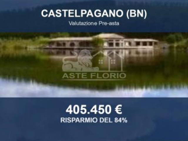 Locale Commerciale in vendita a Castelpagano, Campania
