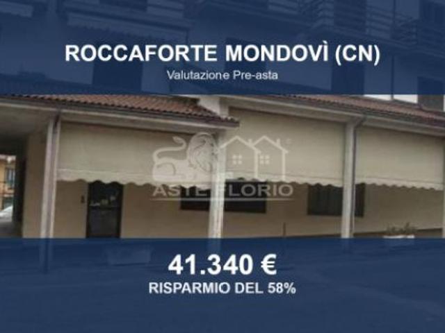 Locale Commerciale in vendita a Piemonte, Cuneo