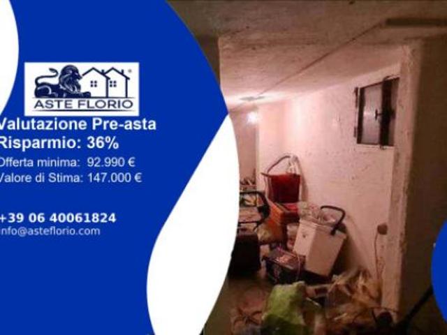Locale Commerciale in vendita a Corbetta, Lombardia
