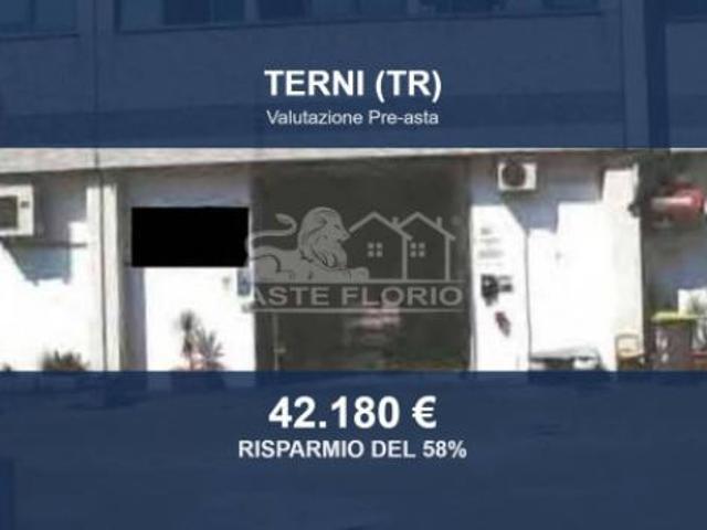 Locale Commerciale in vendita a Terni, Umbria