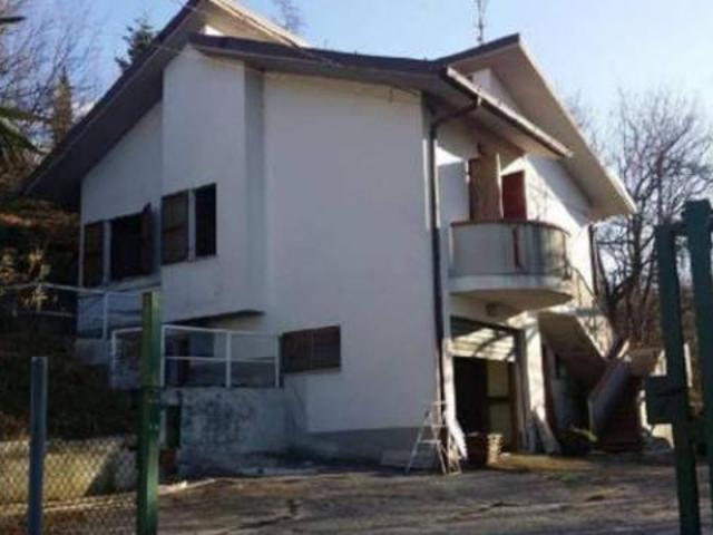 Appartamento in vendita a Unione dei Comuni della Val Vibrata, Civitella Del Tronto
