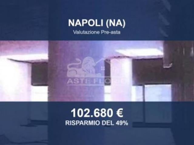 Ufficio in vendita a Municipalità 2, Mercato
