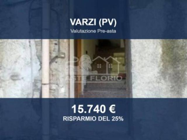 Villa Indipendente in vendita a Varzi, Lombardia