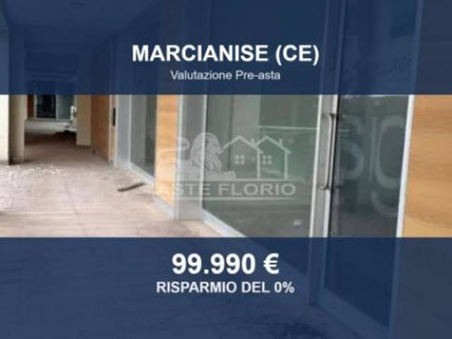 Ufficio in vendita a Marcianise, Campania